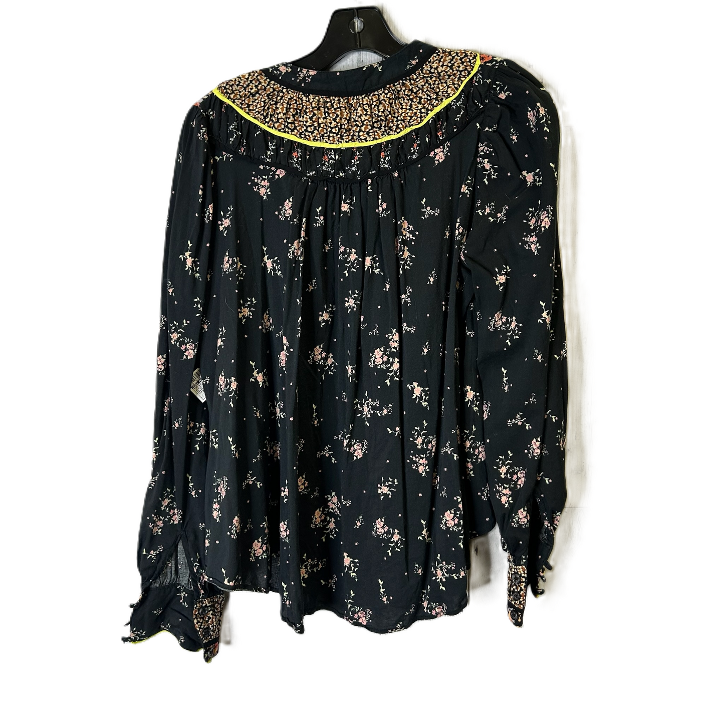 Black Top Long Sleeve By Free People, Size: Xs