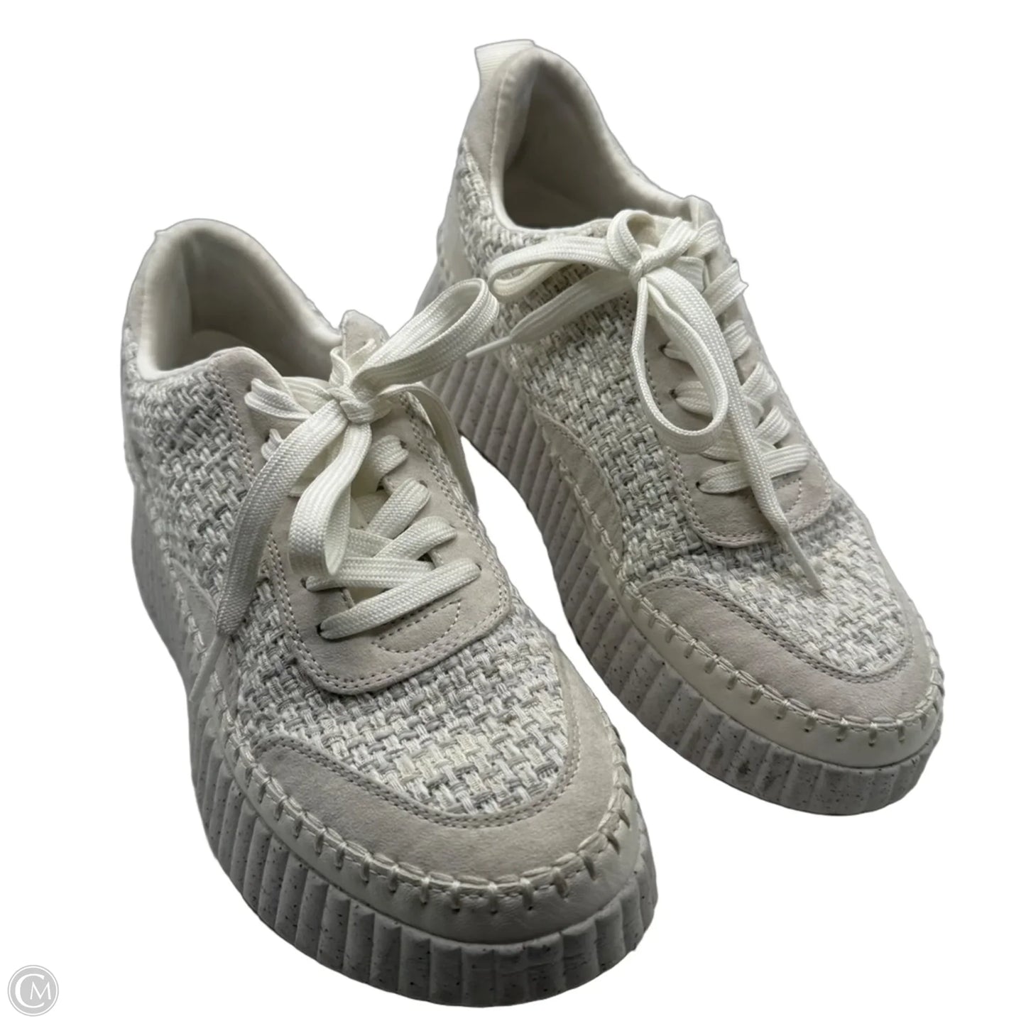 Shoes Sneakers By Universal Thread In Cream, Size: 9.5