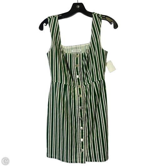 Dress Casual Short By Urban Outfitters In Green, Size: 0
