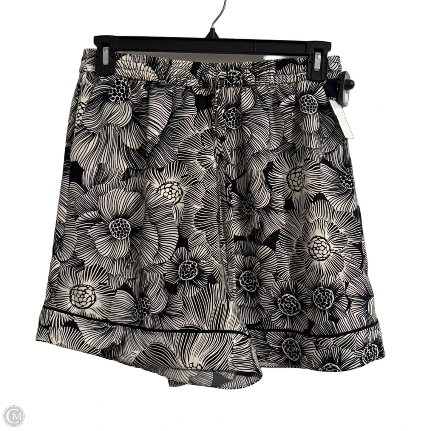 Shorts By Express In Black, Size: M