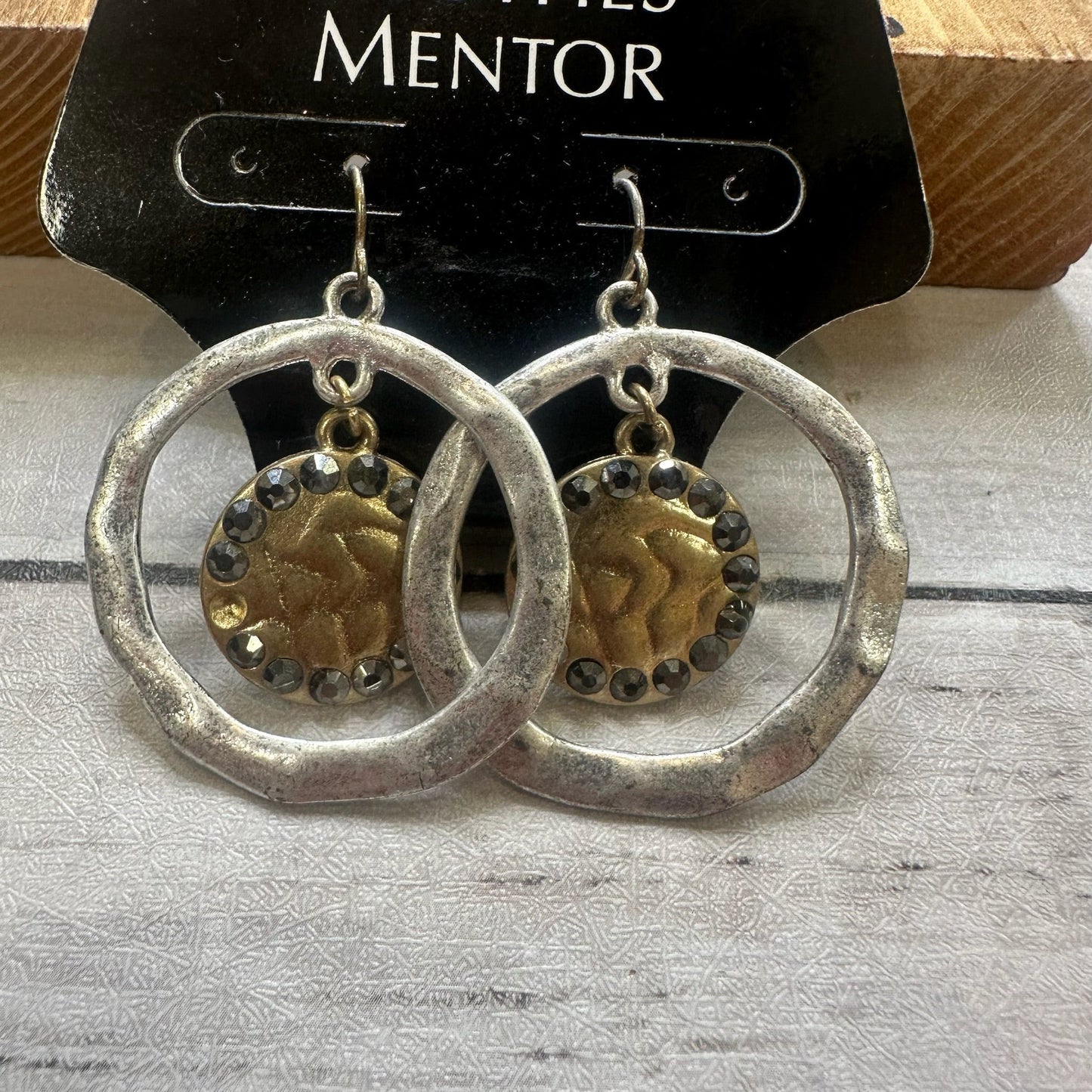 Earrings Dangle/drop By Clothes Mentor