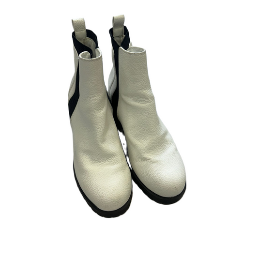 Boots Ankle Heels By Mia In White, Size: 10