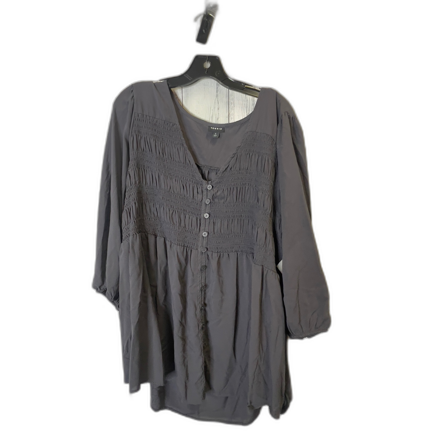 Top Long Sleeve By Torrid In Grey, Size: 3x