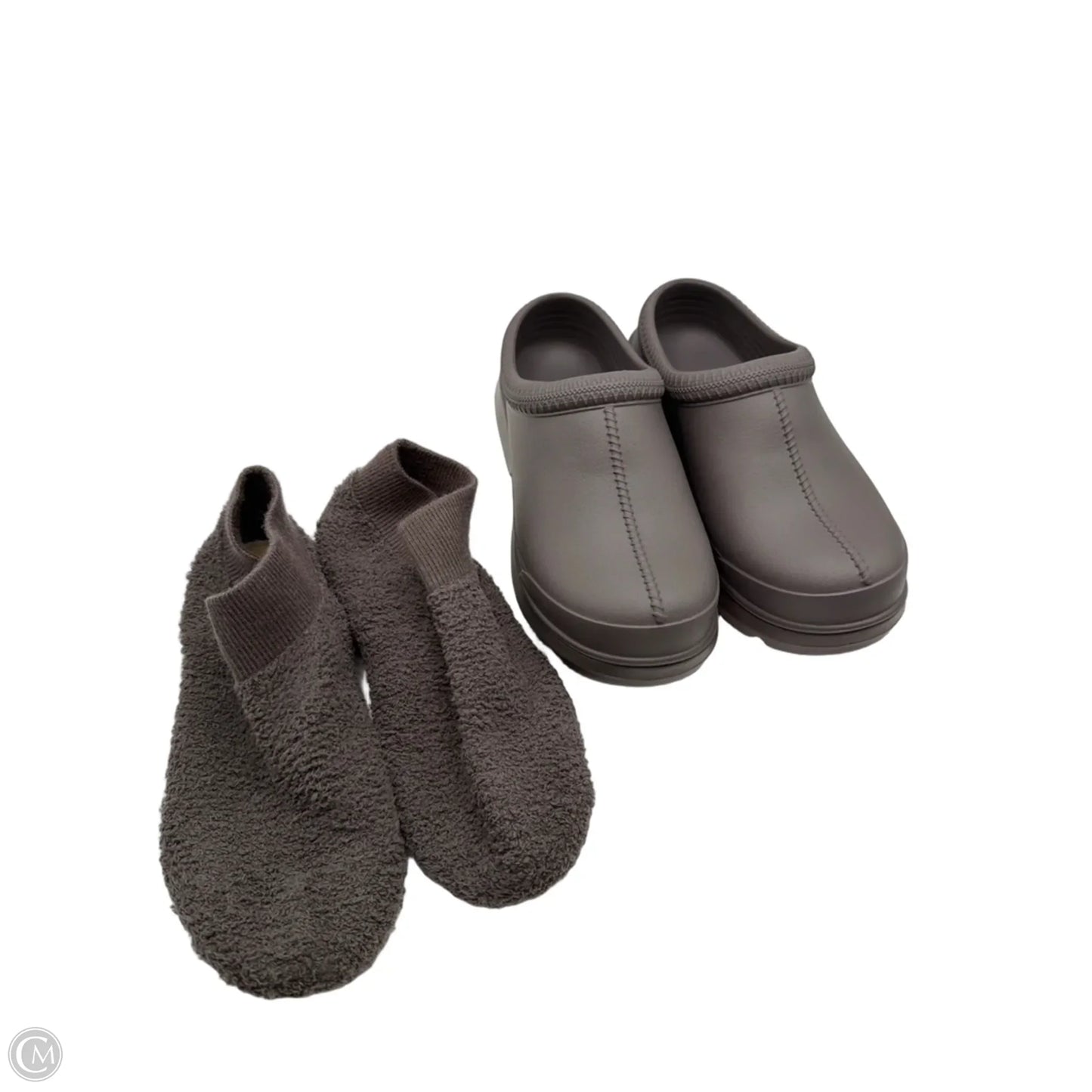 Shoes Designer By Ugg In Grey, Size: 8