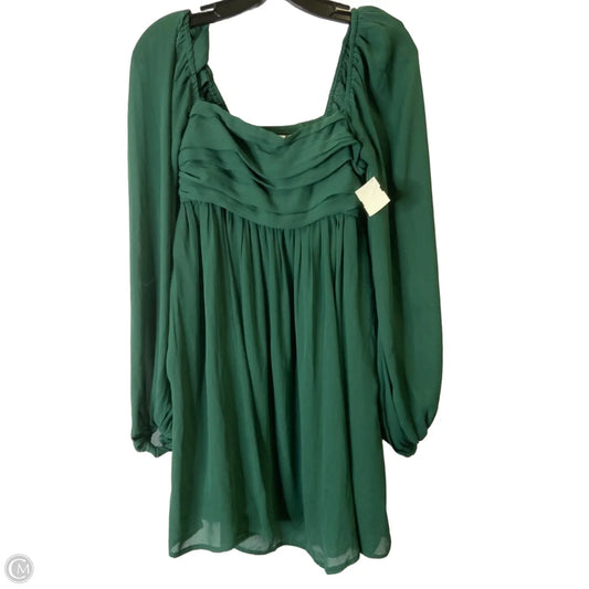 Dress Casual Short By Abercrombie And Fitch In Green, Size: S