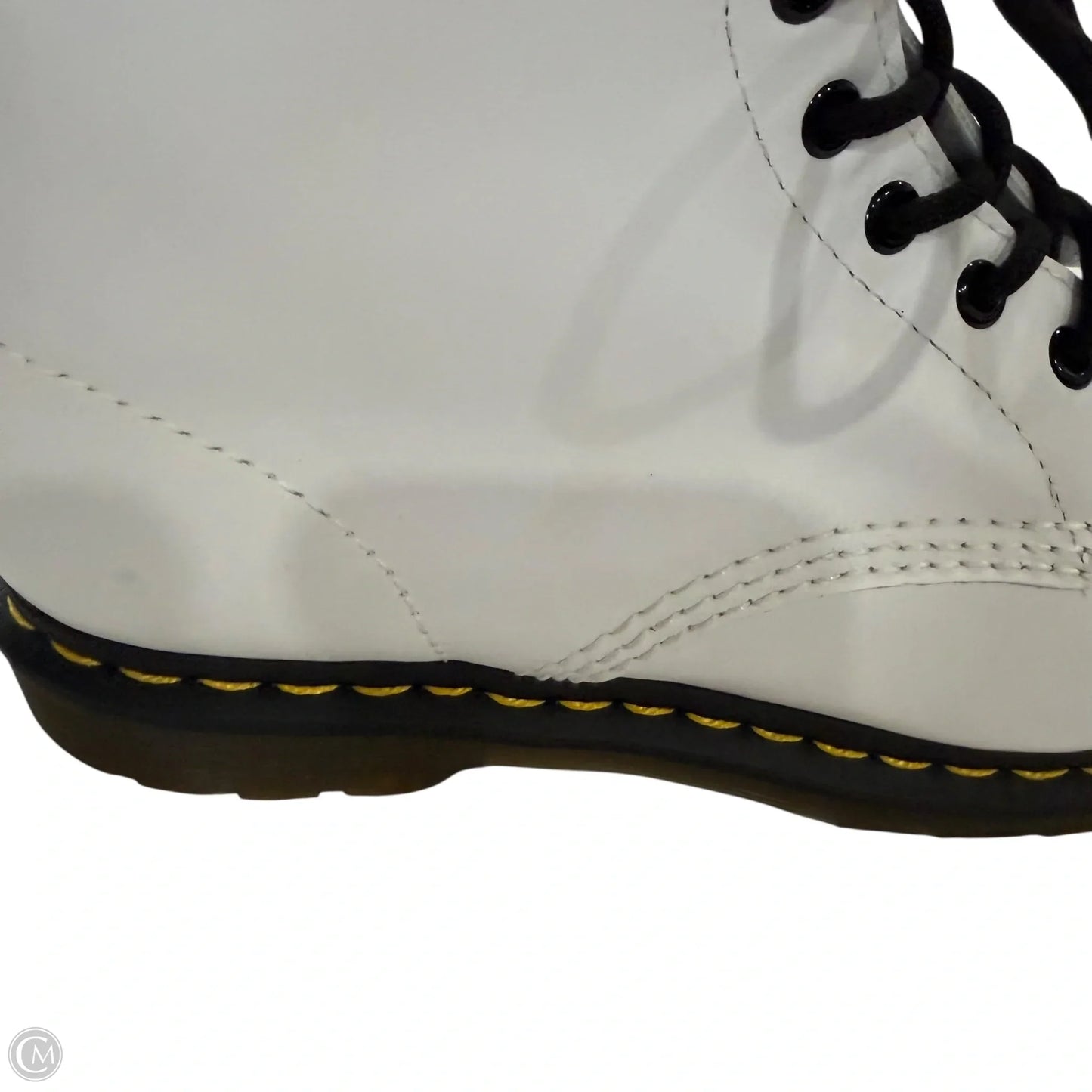 Boots Ankle Flats By Dr Martens In White, Size: 10
