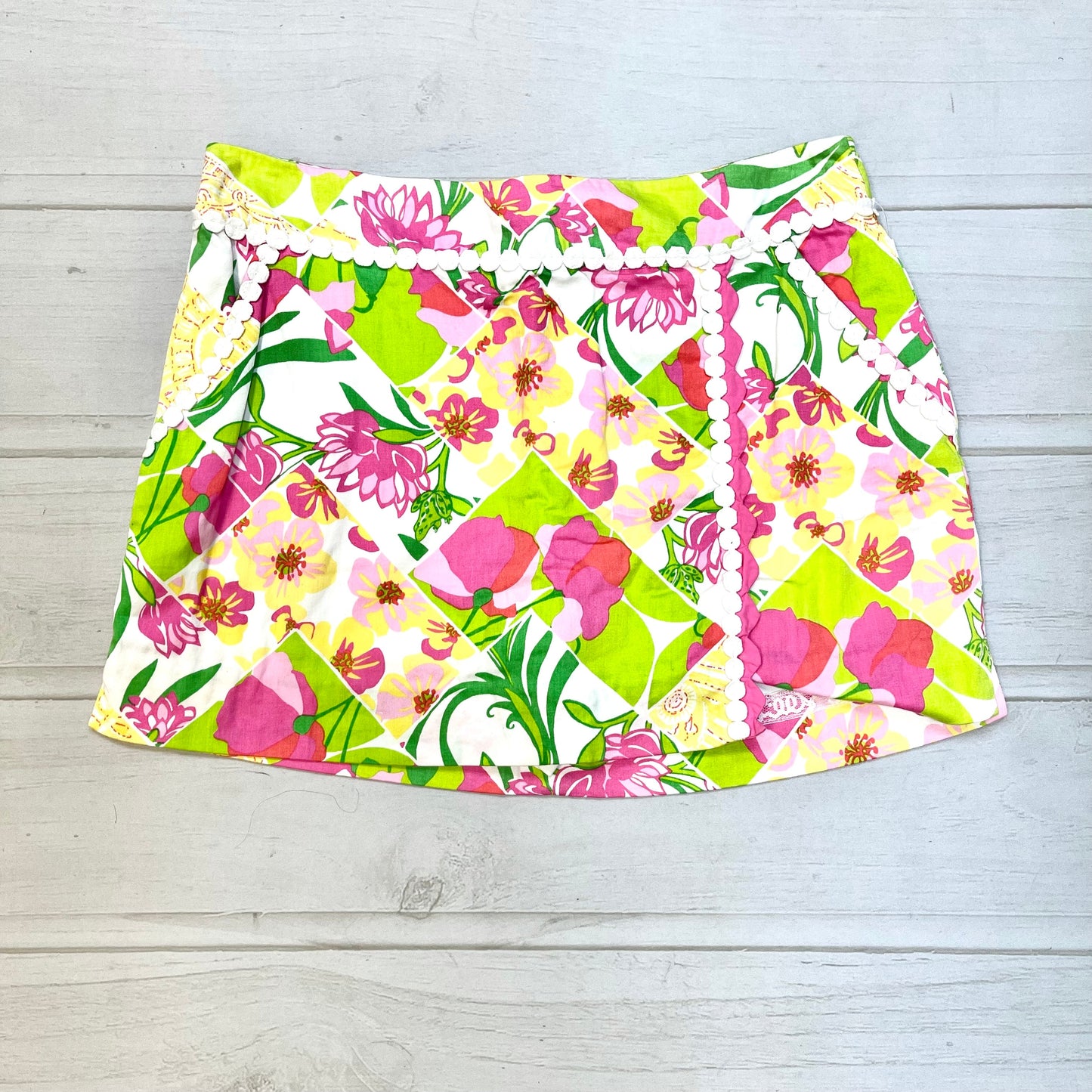 Skirt Designer By Lilly Pulitzer  Size: 4
