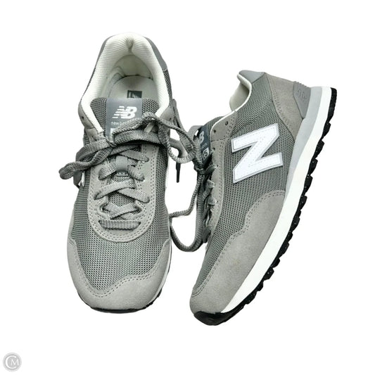 Shoes Sneakers By New Balance In Grey & White, Size: 8