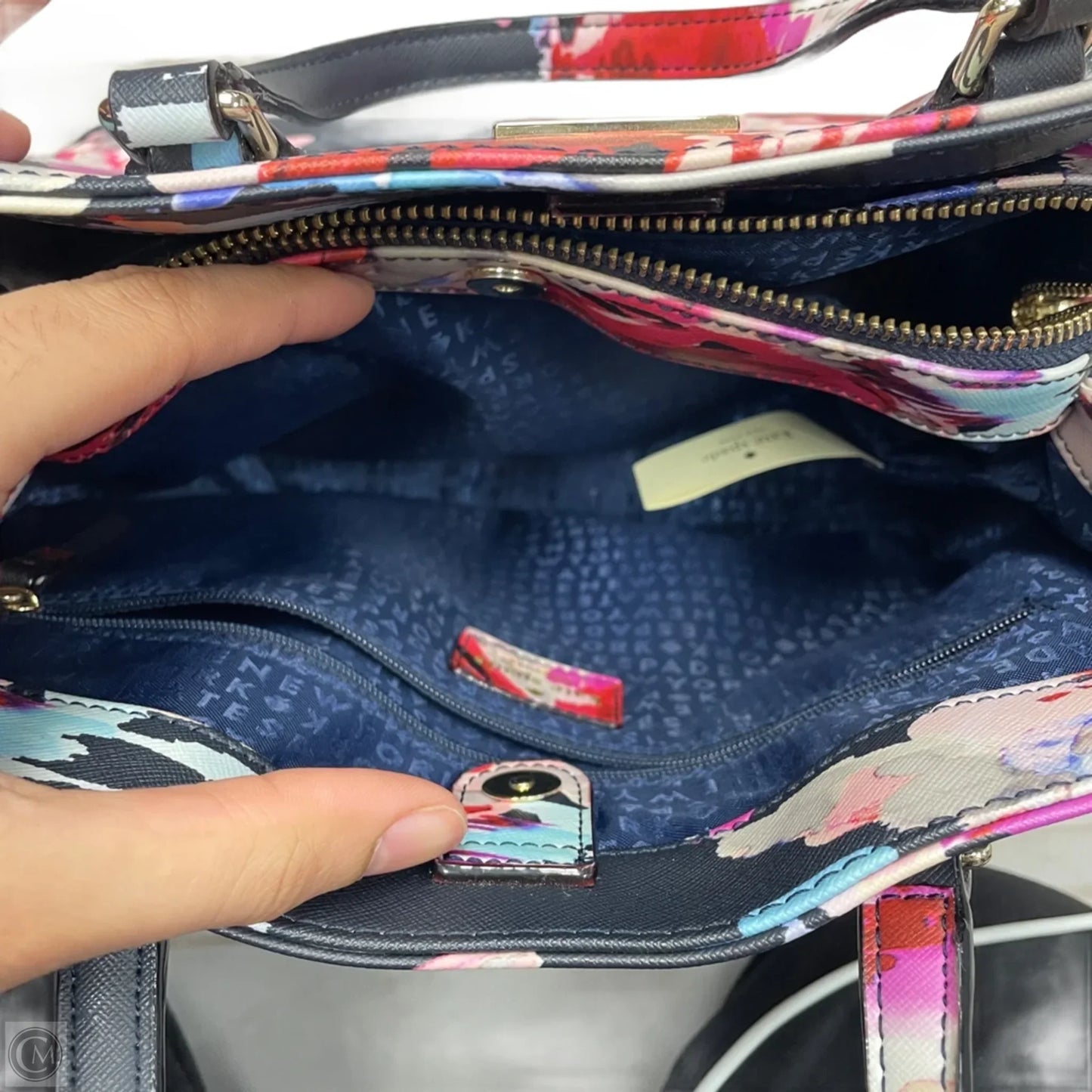 Crossbody Designer By Kate Spade, Size: Medium