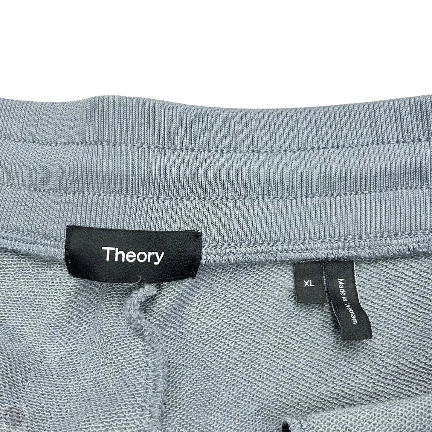 Shorts By Theory In Grey, Size: Xl
