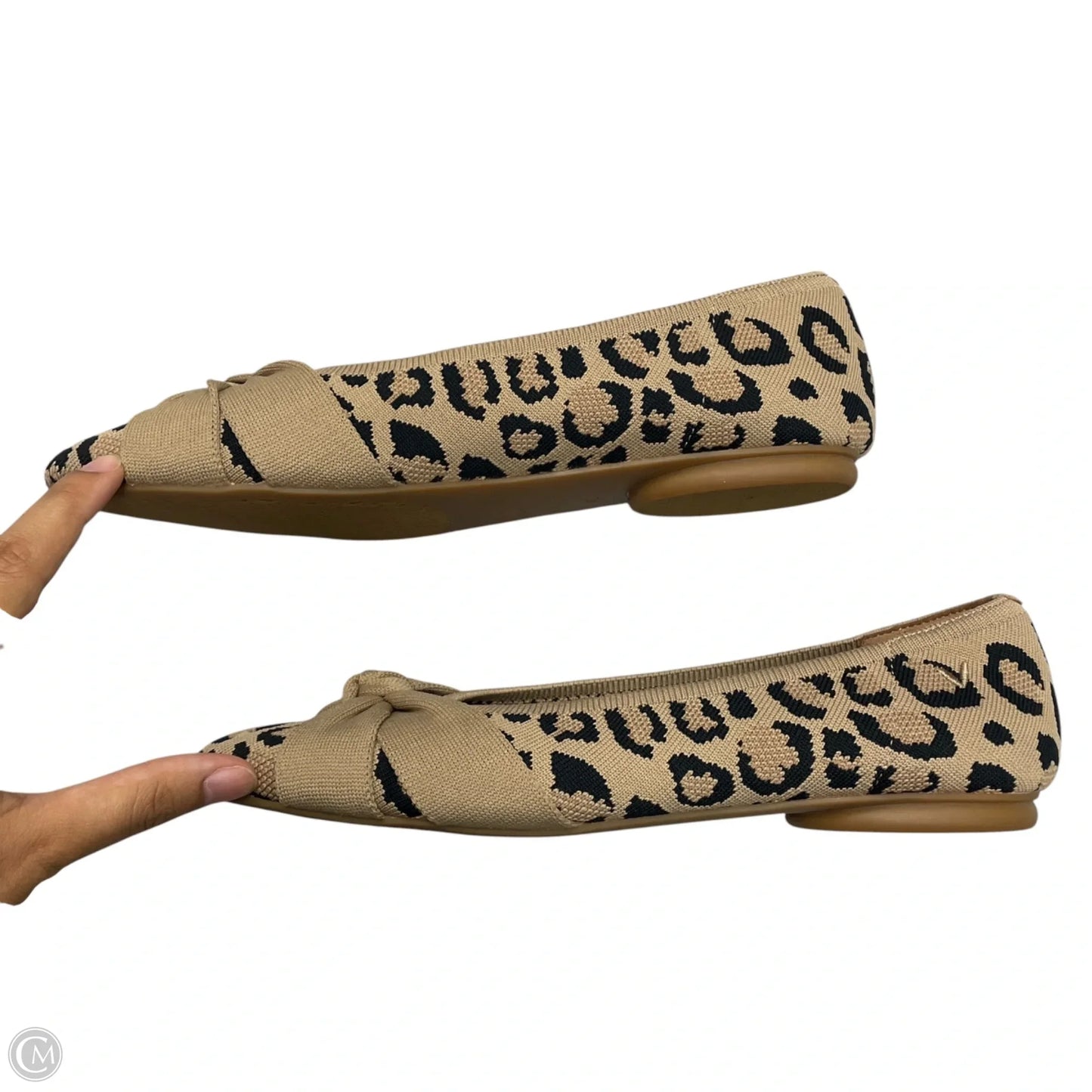 Shoes Flats By Vivaia In Animal Print, Size: 9.5