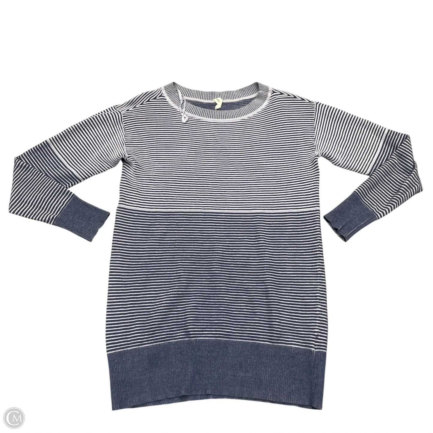 Top Long Sleeve By Daily Practice By Anthropologie In Purple, Size: Xs