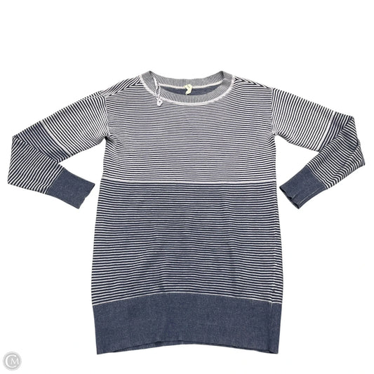 Top Long Sleeve By Daily Practice By Anthropologie In Purple, Size: Xs