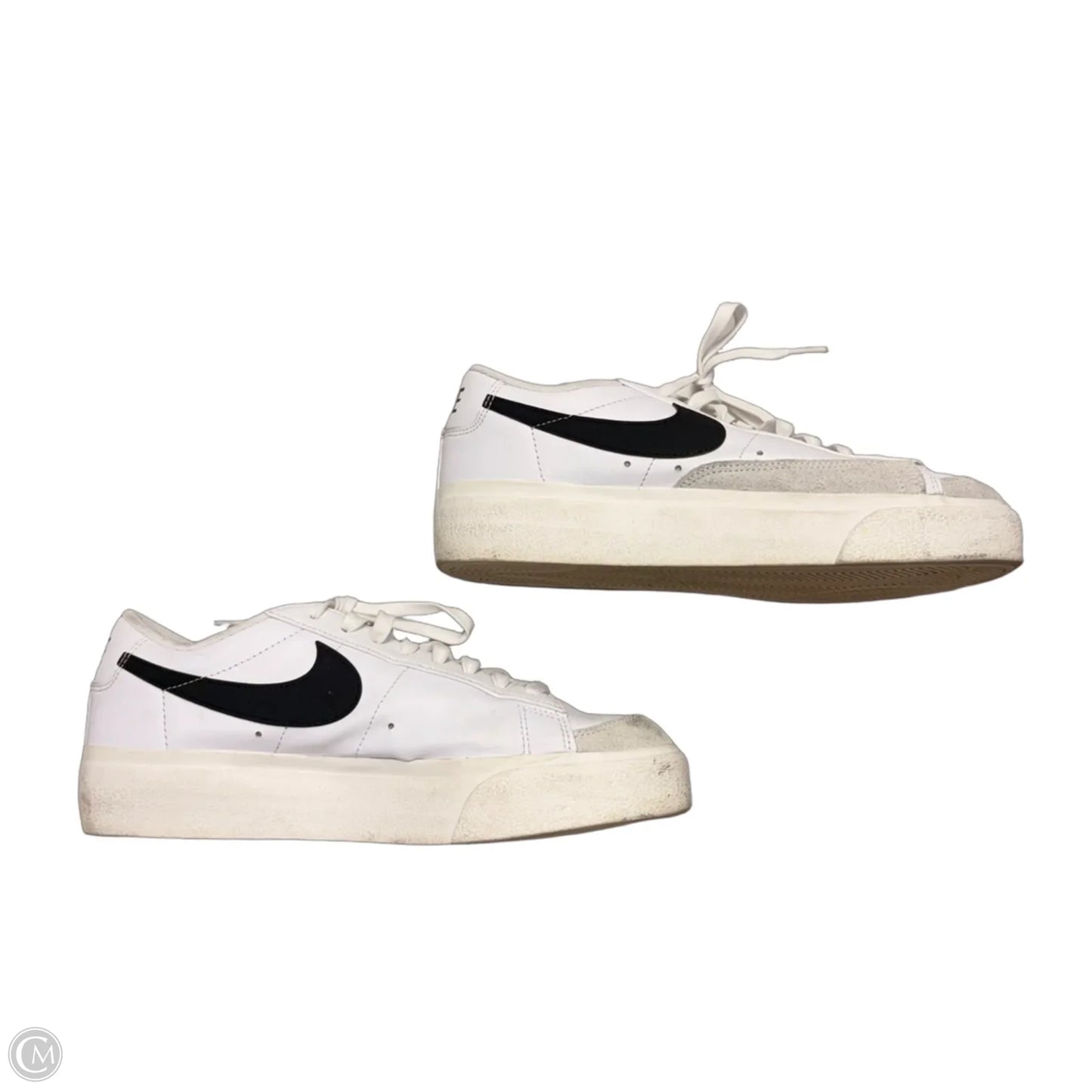 Shoes Sneakers By Nike In White, Size: 10.5