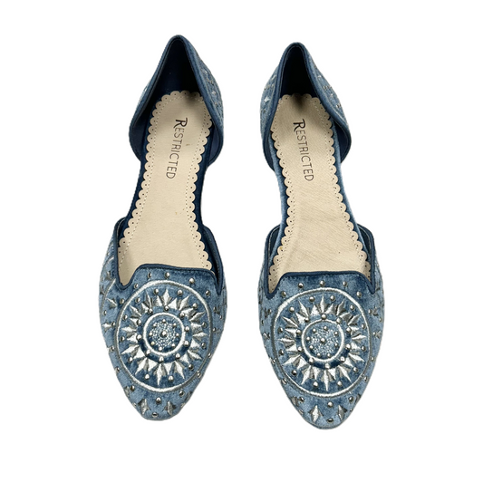 Shoes Flats By Restricted In Blue & Silver, Size: 8