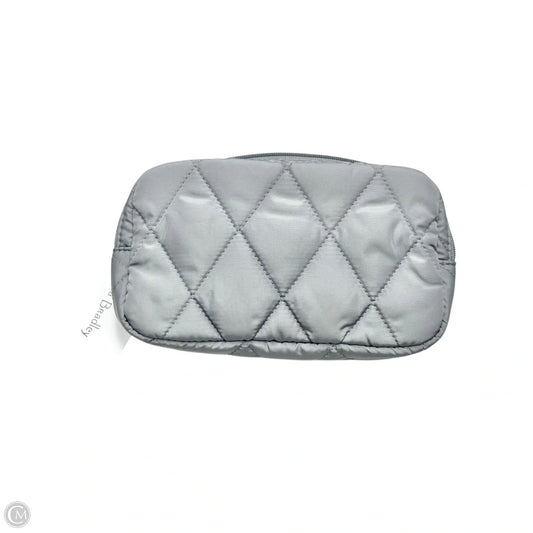 Belt Bag By Vera Bradley, Size: Small