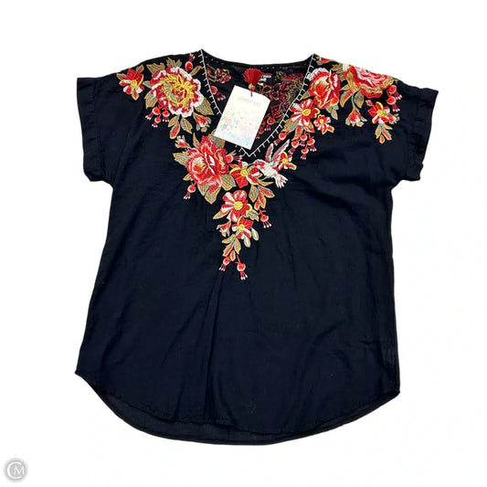 Top Short Sleeve By Johnny Was In Black & Red, Size: S