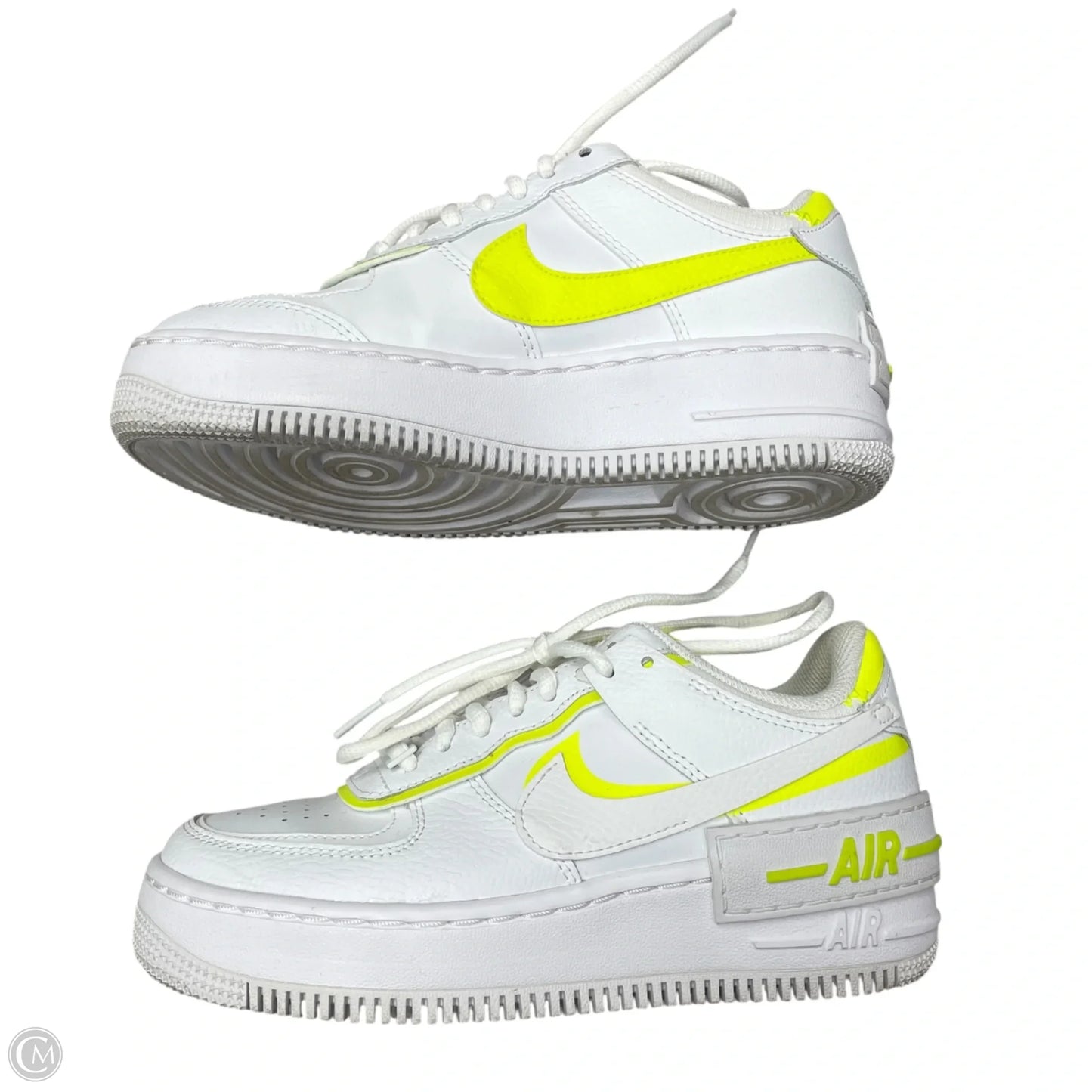 Shoes Sneakers By Nike In White, Size: 5