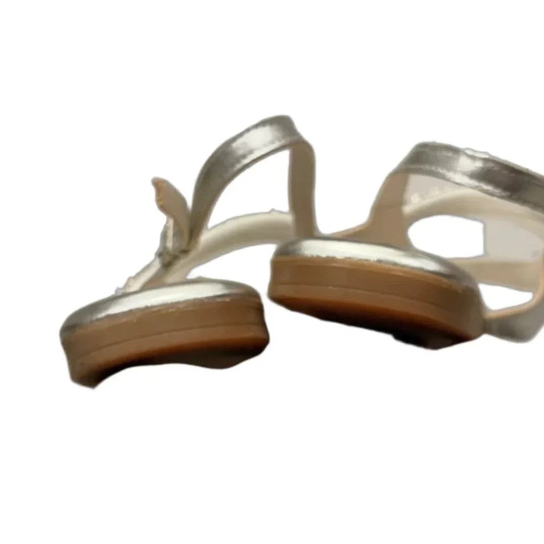 Sandals Flats By Tamaris In Silver, Size: 11.5