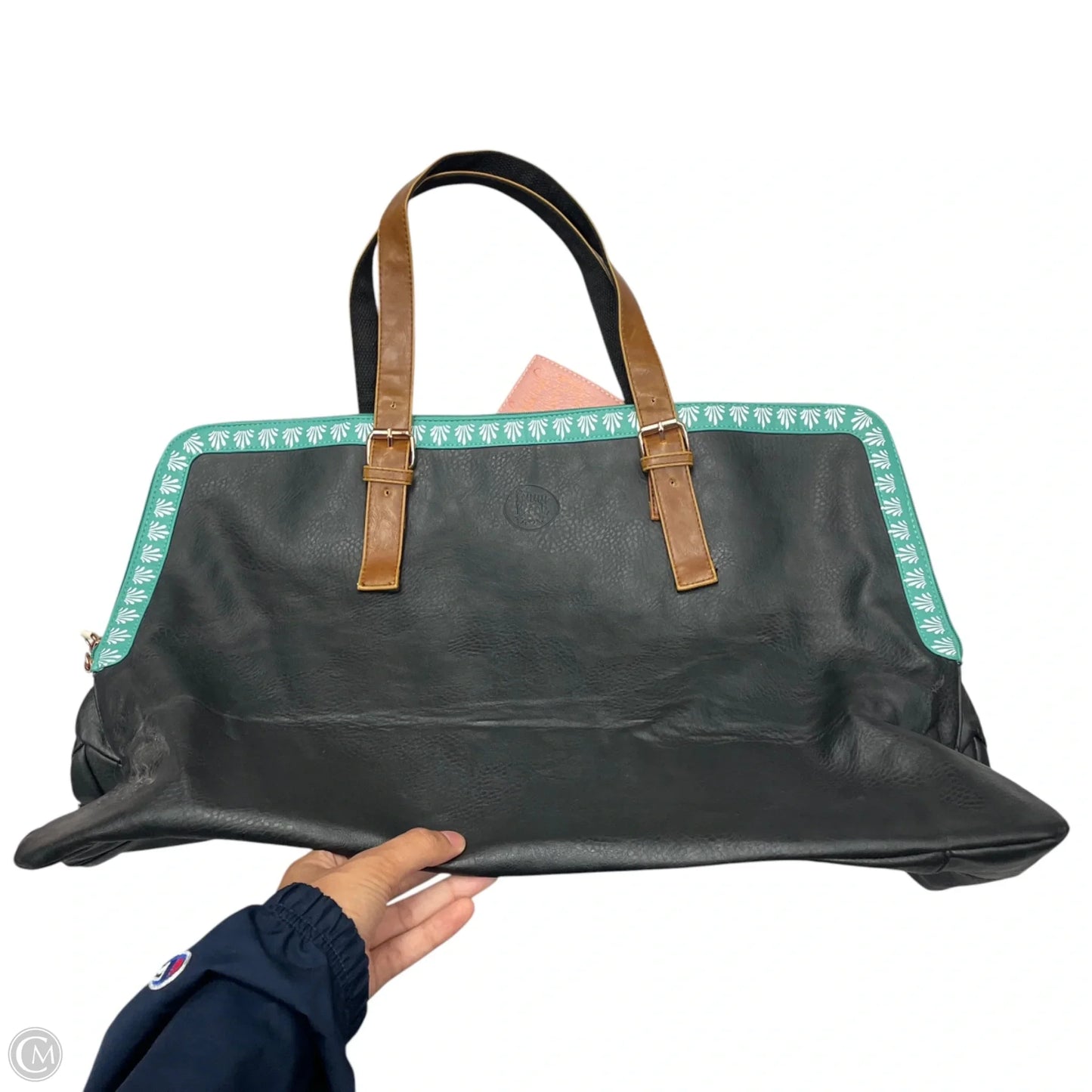 Duffle And Weekender, Size: Medium