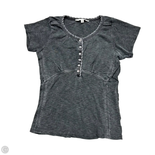 Top Short Sleeve By Lucky Brand In Grey, Size: S
