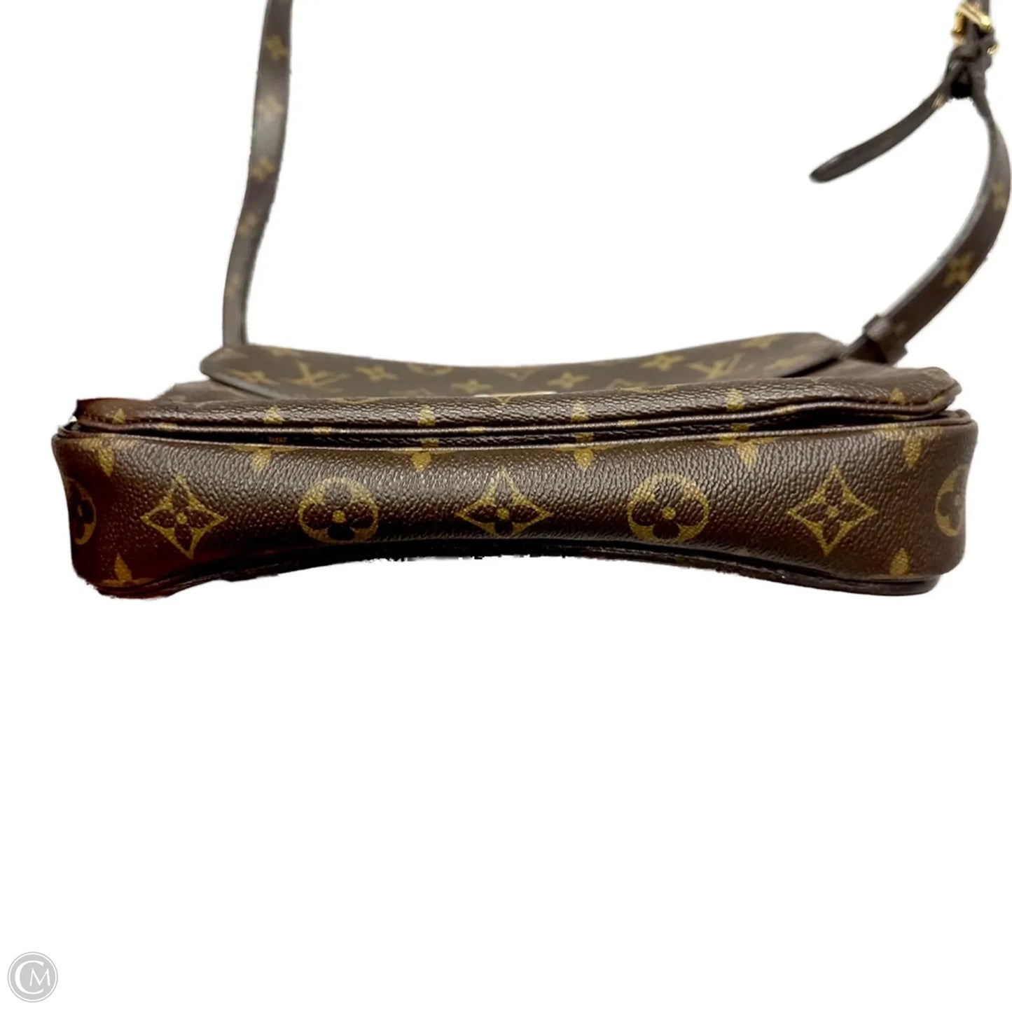 Crossbody Luxury Designer By Louis Vuitton, Size: Medium