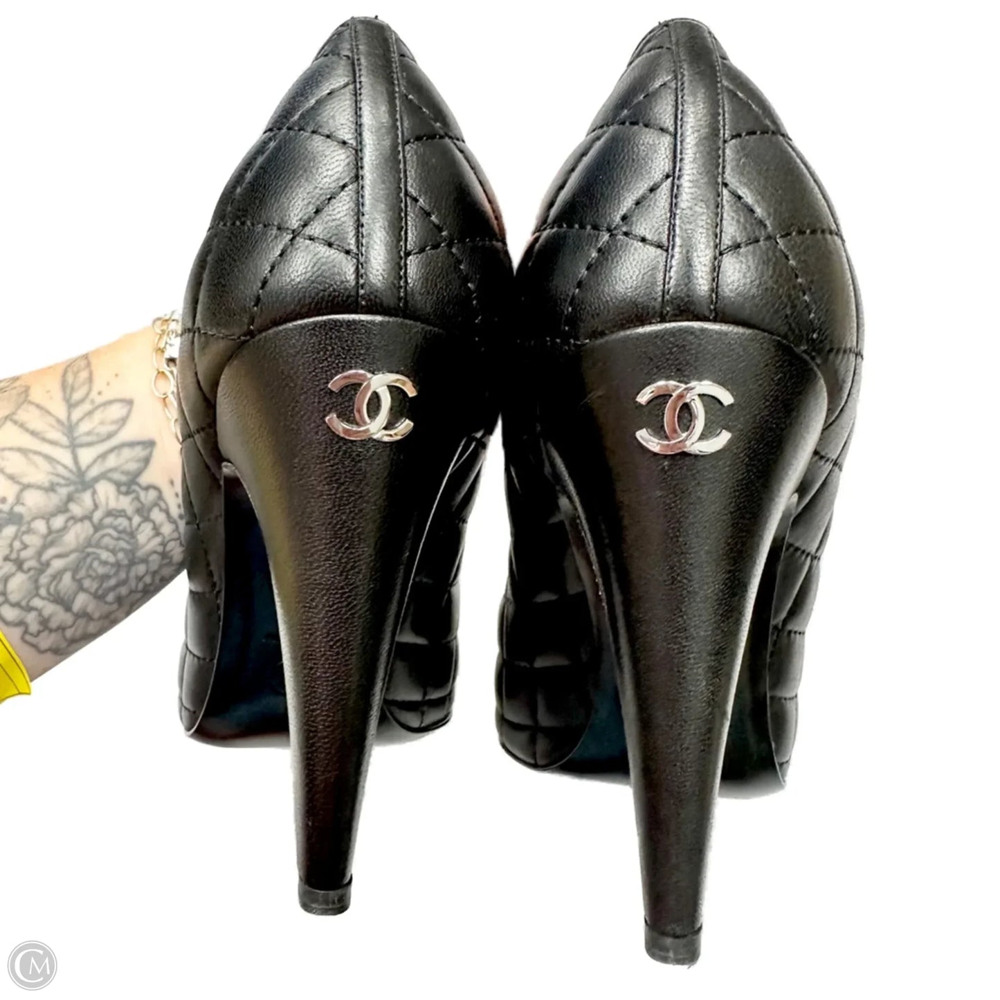 Shoes Luxury Designer By Chanel In Black, Size: 11.5