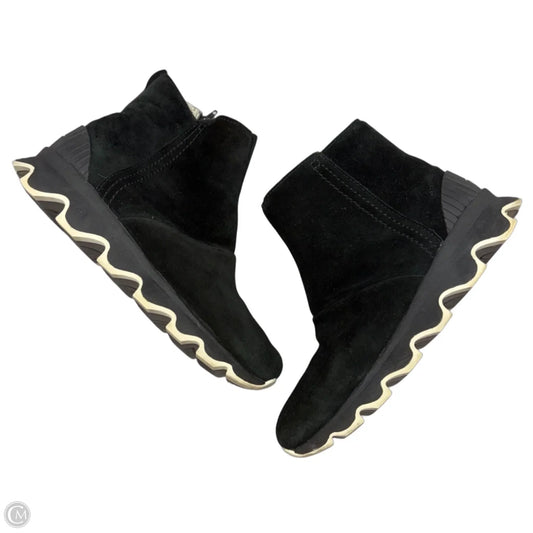 Boots Ankle Flats By Sorel In Black, Size: 6.5