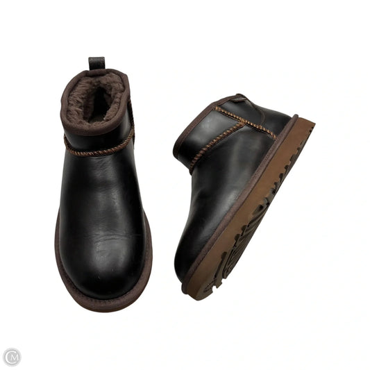 Boots Designer By Ugg In Brown, Size: 7