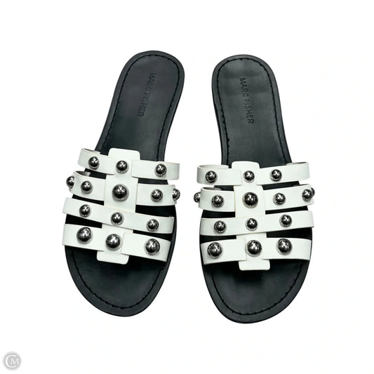 Sandals Flats By Marc Fisher In Black & White, Size: 7