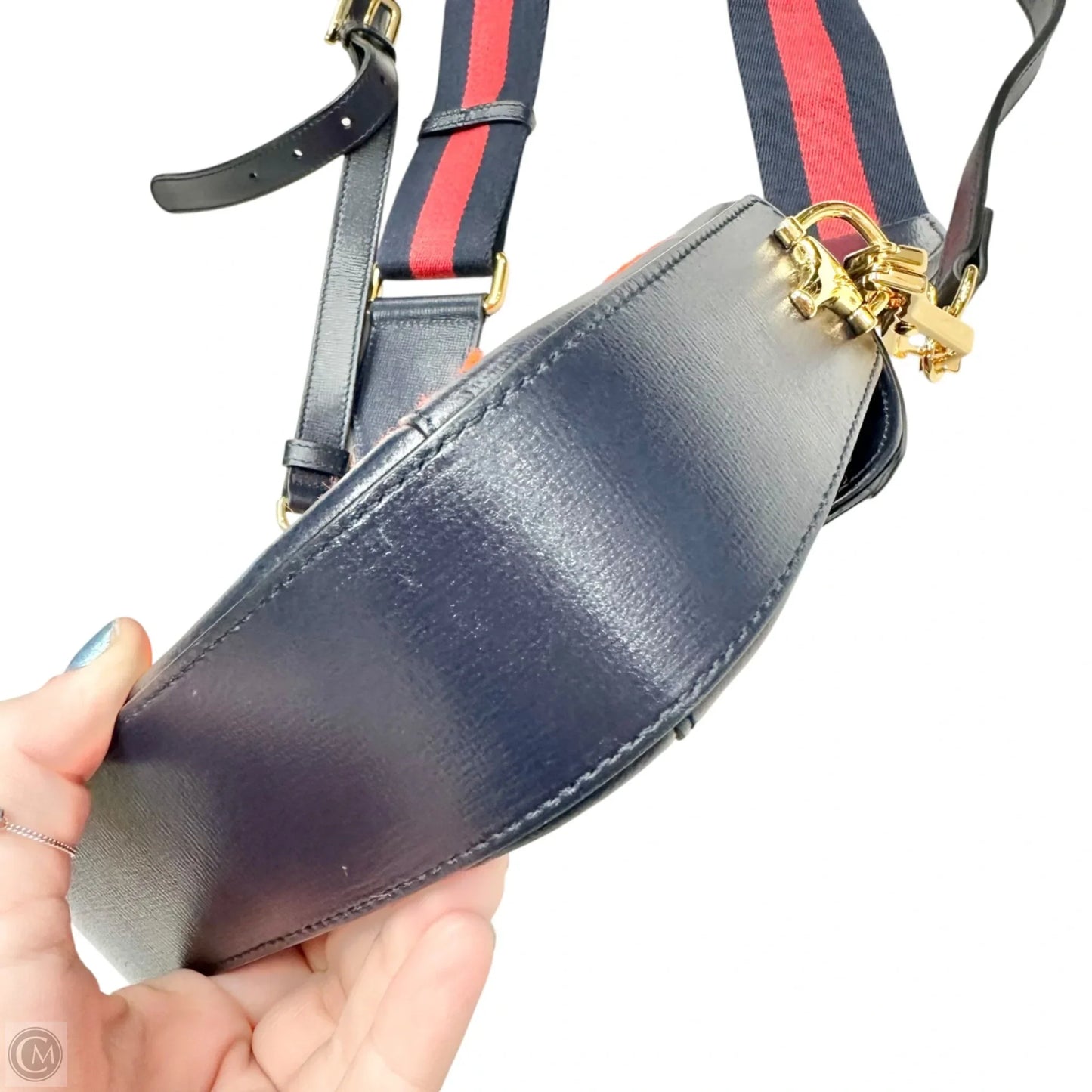 Crossbody Luxury Designer By Gucci, Size: Small