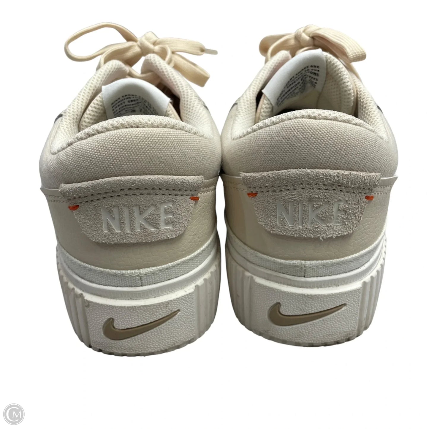 Shoes Sneakers By Nike In Cream, Size: 9