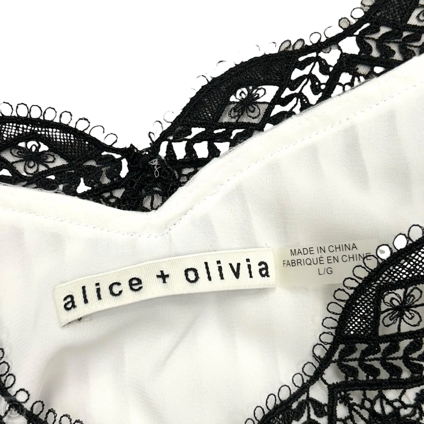 Top Short Sleeve Designer By Alice + Olivia In Black & White, Size: L