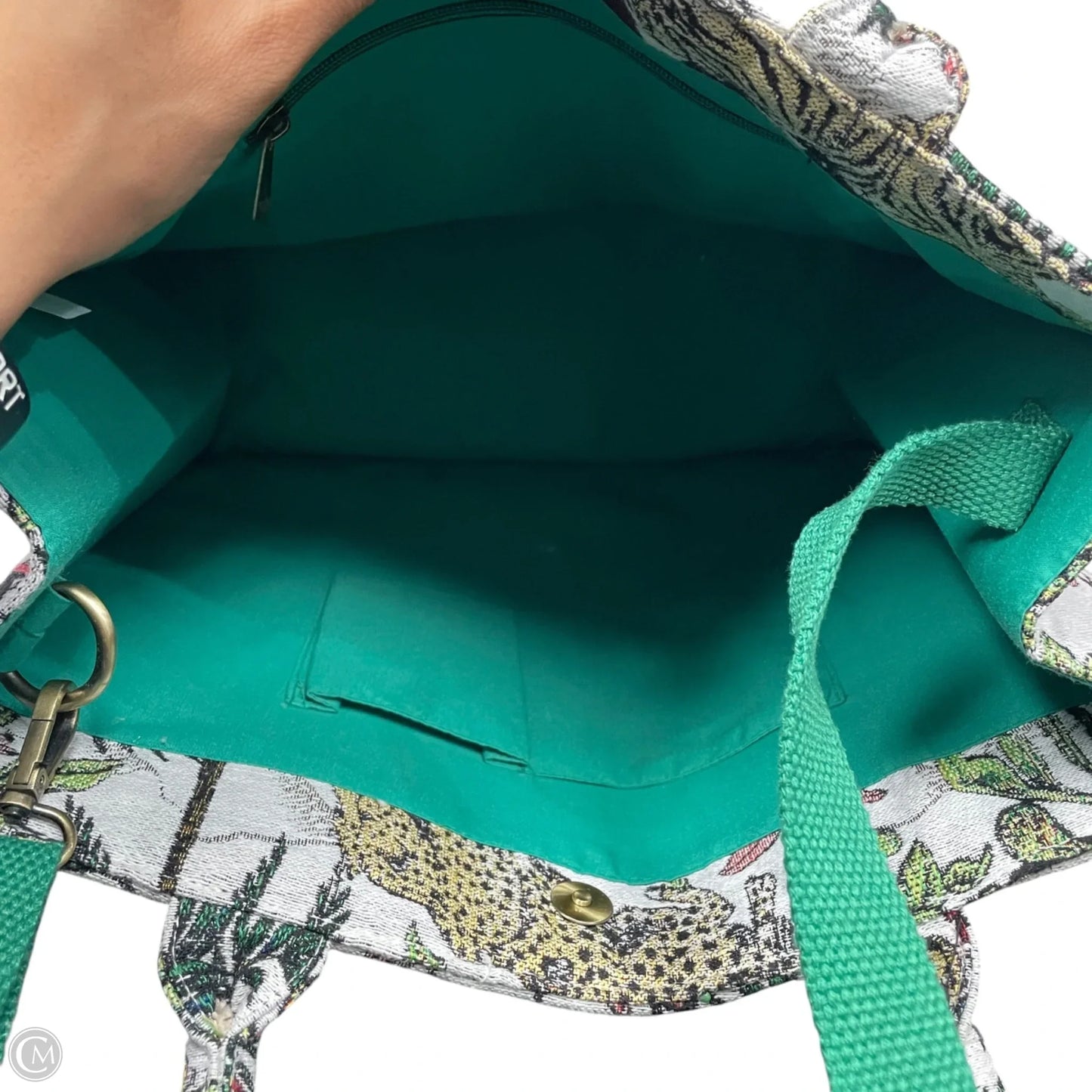 Tote, Size: Medium