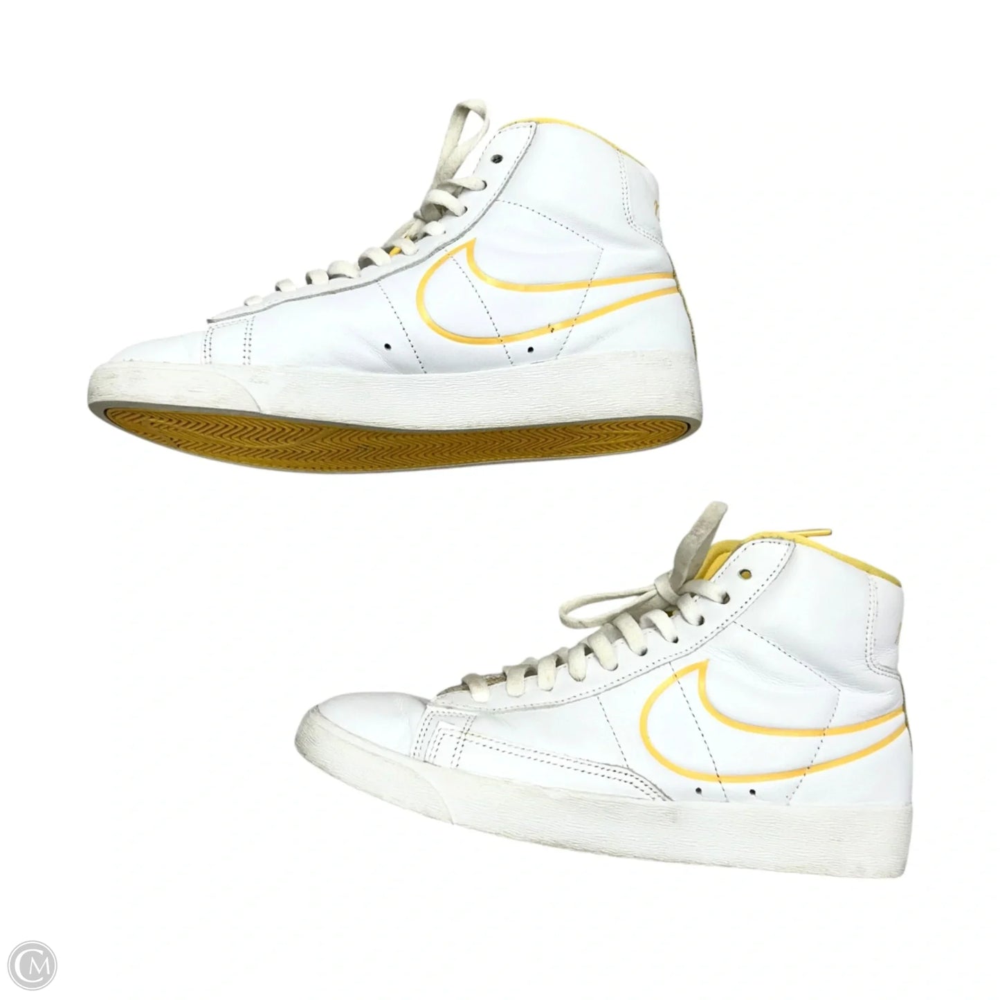 Shoes Sneakers By Nike In White & Yellow, Size: 7