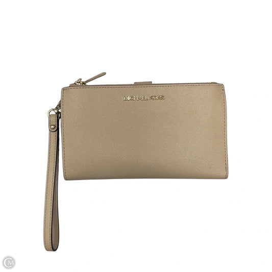 Wristlet Designer By Michael Kors, Size: Medium