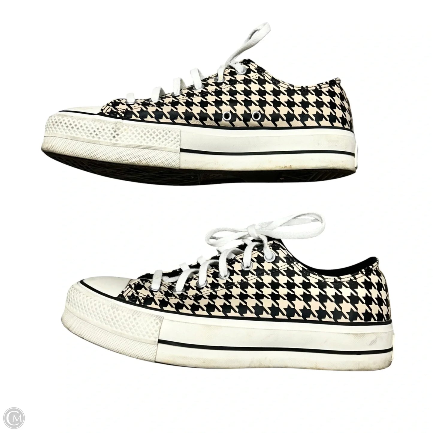 Shoes Sneakers Platform By Converse In Black & Cream, Size: 11