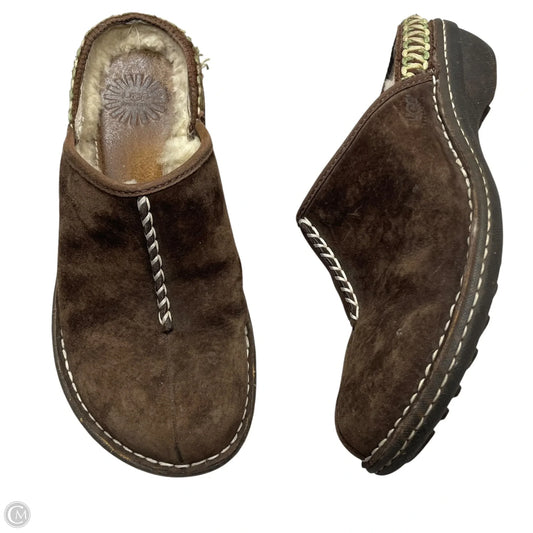 Shoes Designer By Ugg In Brown, Size: 7