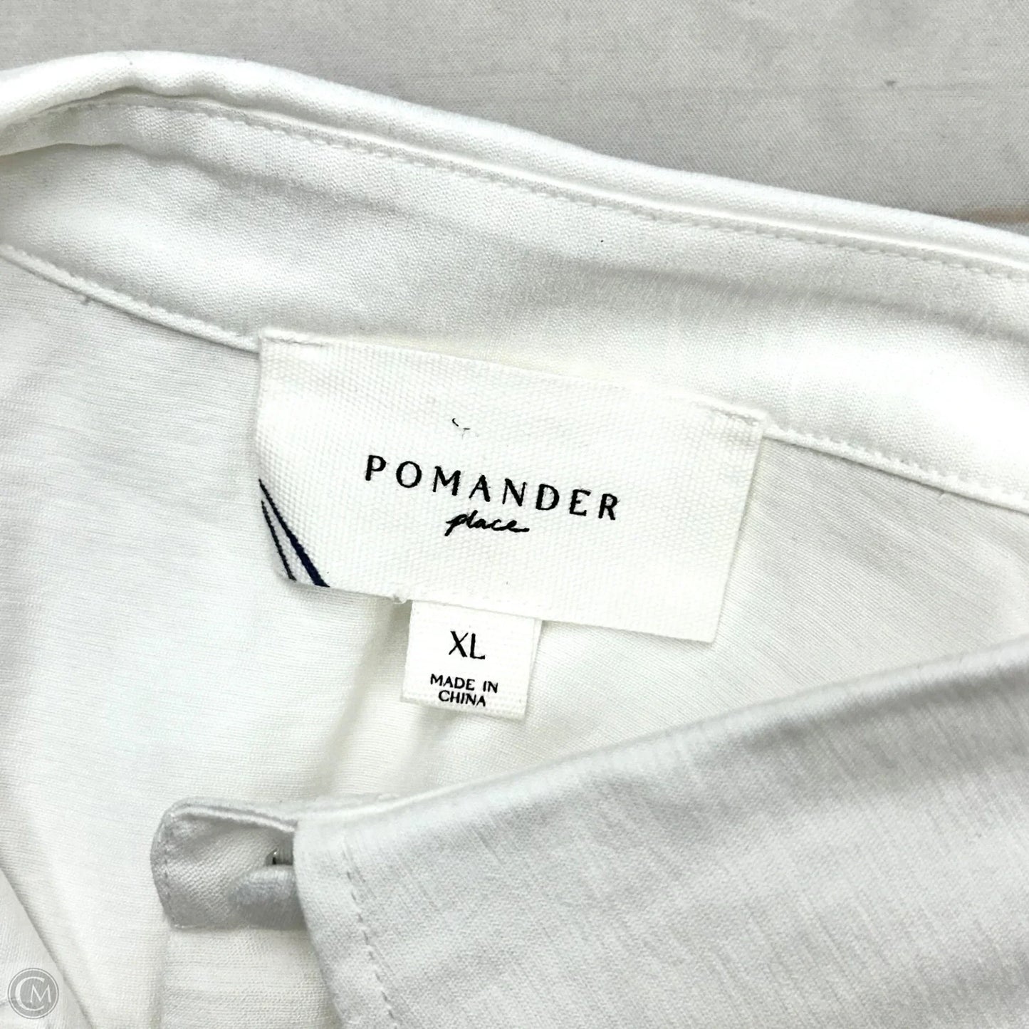 Top Long Sleeve By Pomander Place In White, Size: Xl