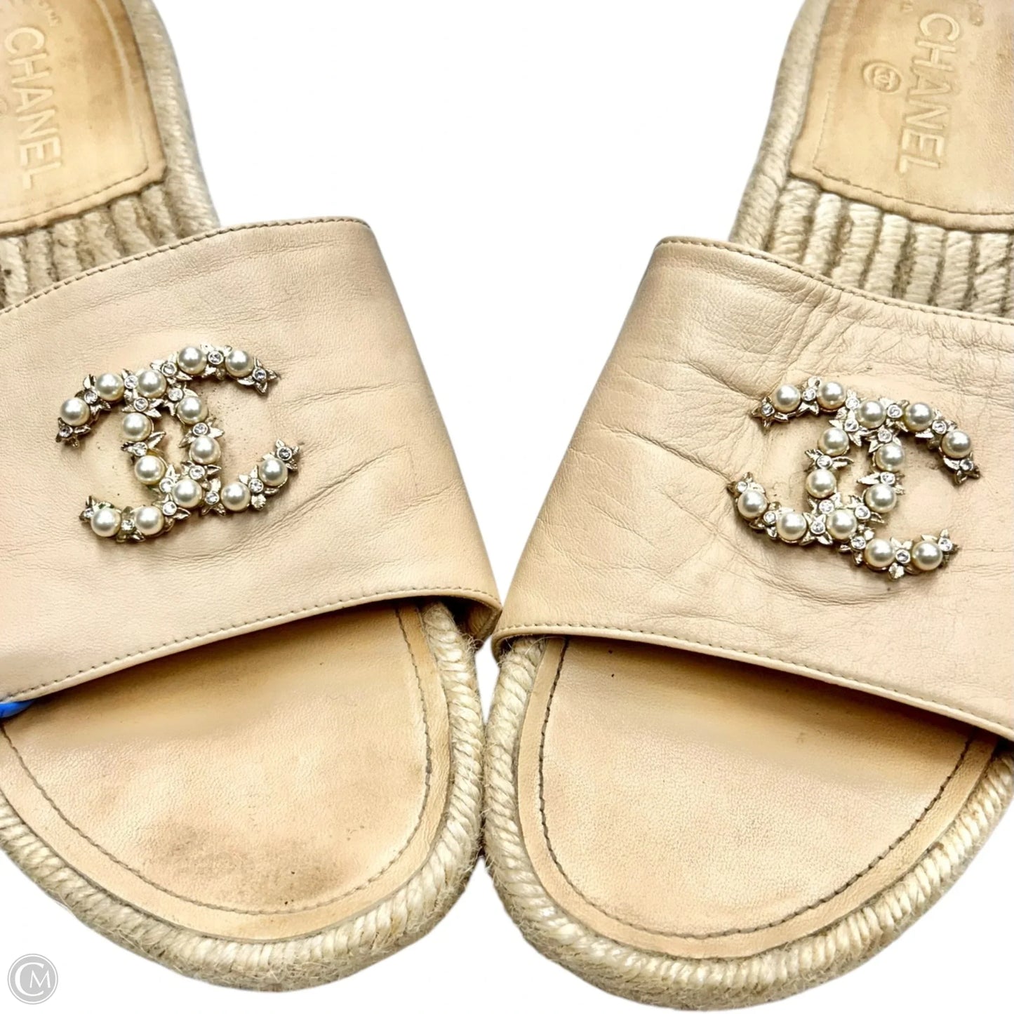 Sandals Luxury Designer By Chanel In Cream, Size: 10