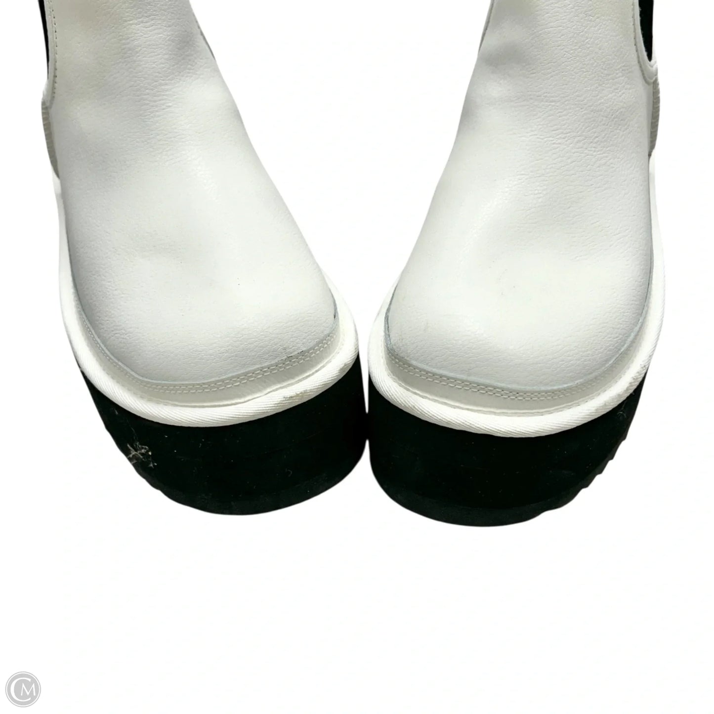 Boots Designer By Ugg In Black & White, Size: 9