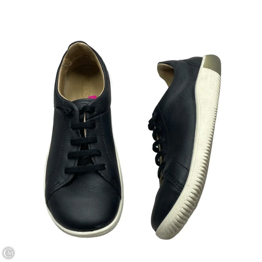 Shoes Sneakers By Keen In Black, Size: 6