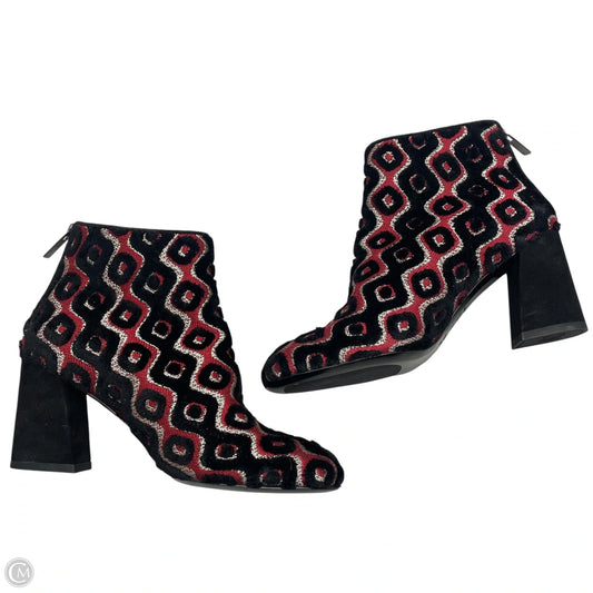 Boots Designer By Stuart Weitzman In Black & Red, Size: 5