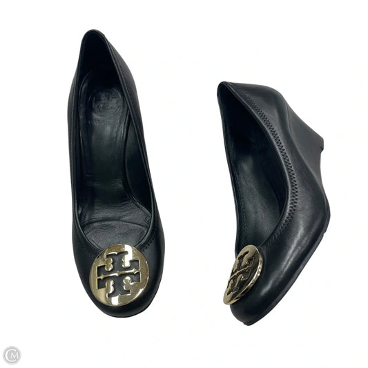 Shoes Designer By Tory Burch In Black & Gold, Size: 7