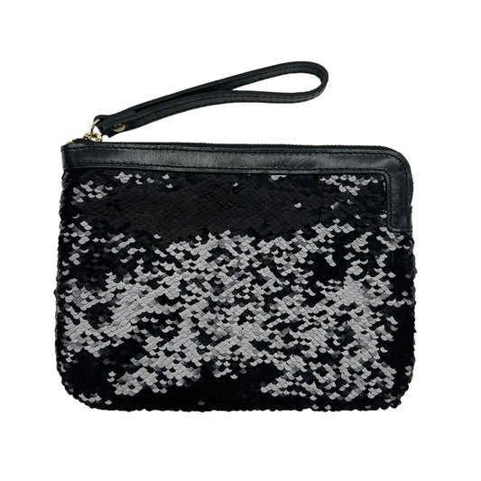 Wristlet Designer By Patricia Nash  Size: Large