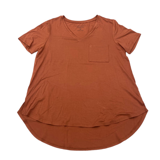 Top Short Sleeve Basic By Clothes Mentor  Size: M