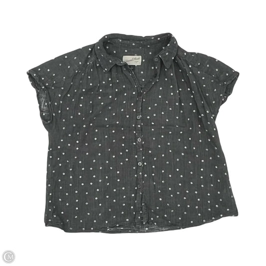 Top Short Sleeve By Universal Thread In Polkadot Pattern, Size: S