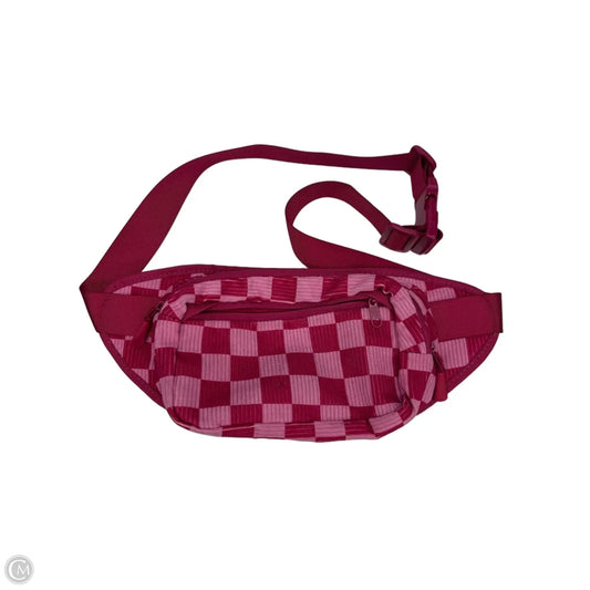 Belt Bag By Clothes Mentor, Size: Medium