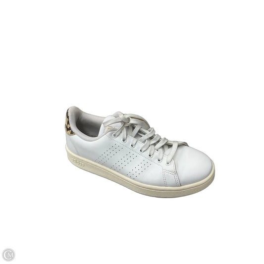 Shoes Sneakers By Adidas In White, Size: 9
