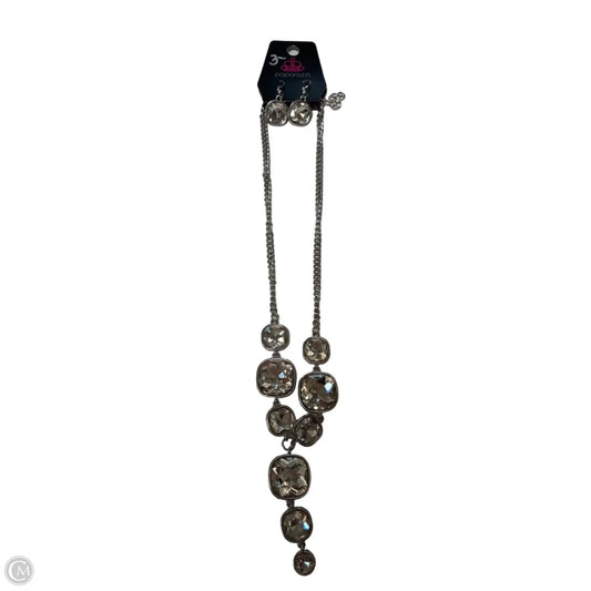 Necklace Set By Paparazzi, Size: 02 Piece Set